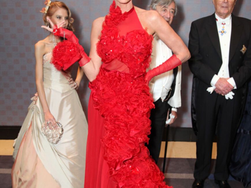 Rot war die Farbe des Abends und Dschungelkönigin Brigitte Nielsen die Frau des Abends!