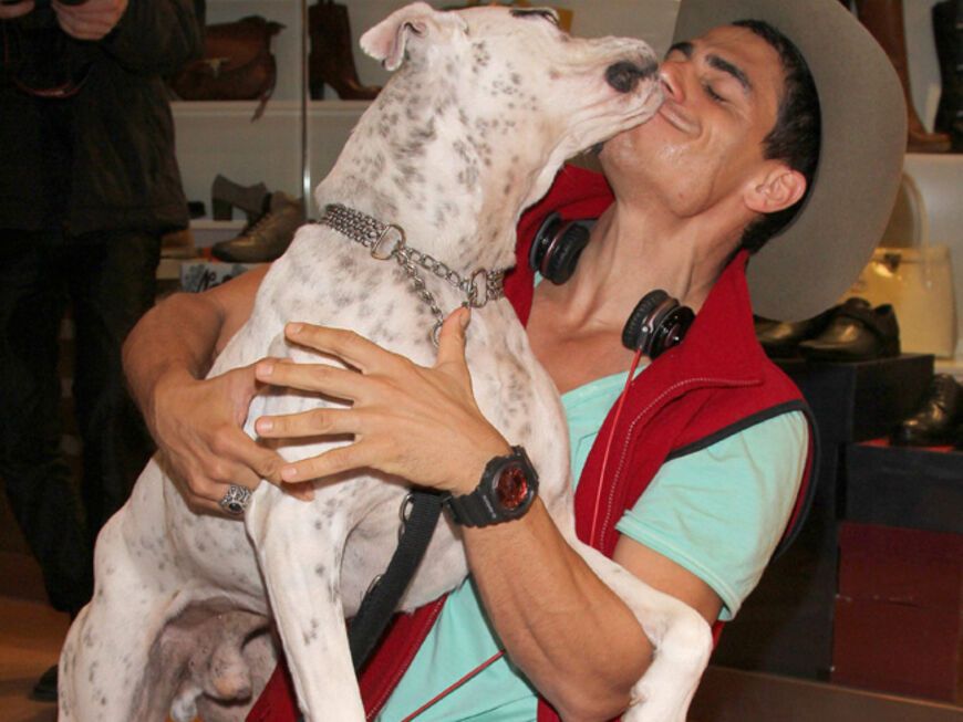 Süüüüß: Silva Gonzalez mit seinem Hund Thor
