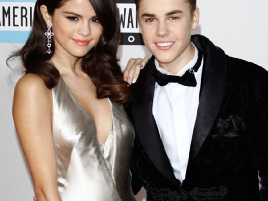 Bei den Teenie-Stars Justin Bieber und Selena Gomez blickt man nicht ganz durch. Sie führen zur Zeit eine ON/OFF-Beziehung, bei der der Beziehungsstatus nicht ganz klar ist...