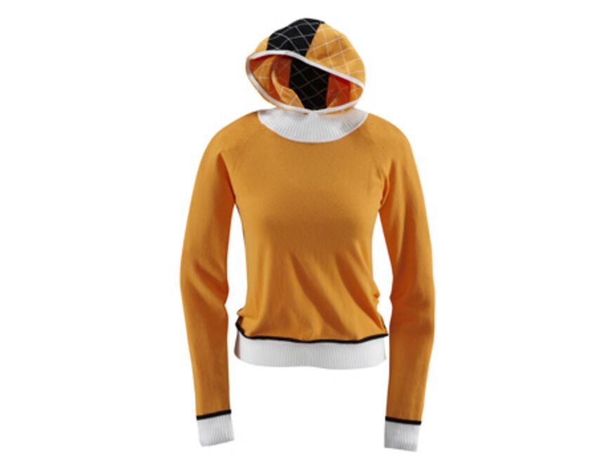 18. Oktober 2012: Gelb, gelb, gelb sind alle meine Kleider...Der Hoodie im Retro-Look ist von Apriori und ist für ca. 90 Euro erhältlich.