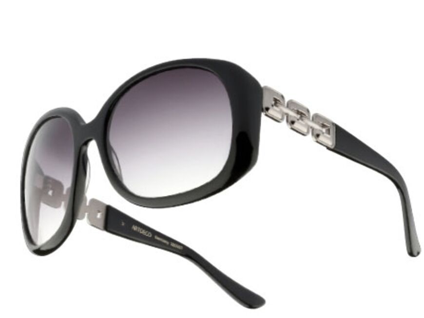 Retro-Sonnenbrille mit 
Farbverlauf in den Gläsern 
von Artdeco, ca. 100 Euro