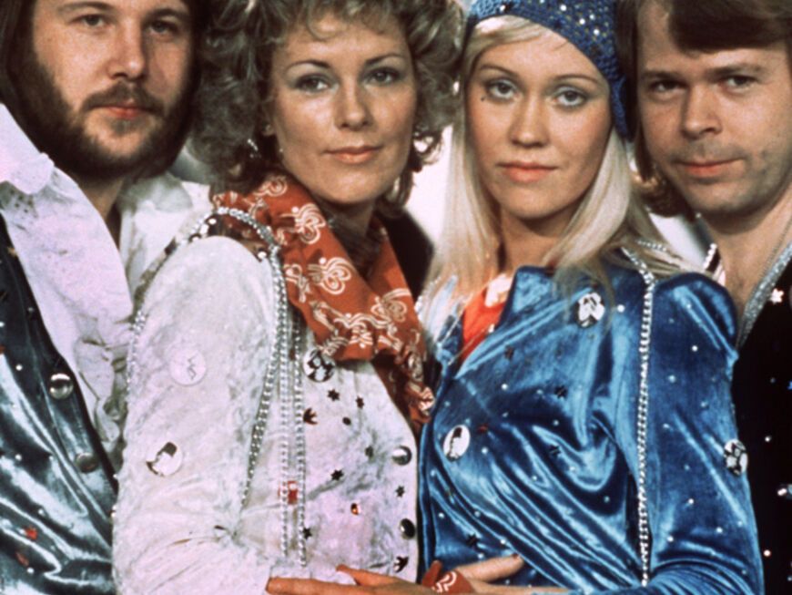 ABBA - das sind Agneta, Björn, Benni und Anni-Frid. Dem schwedischen Quartett gelang 1974 durch ihren Sieg beim "Grand Prix Eurovision de la Chanson" der internationale Durchbruch. Ihre Single "Waterloo" war der Beginn einer weltweiten Karriere