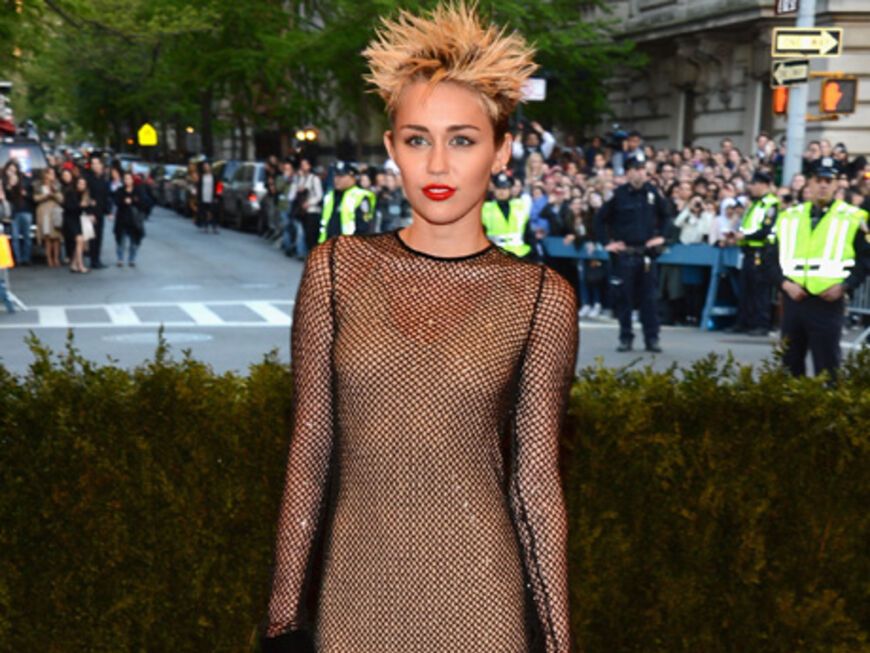 Hat Miley Cyrus in die Steckdose gefasst? Cool ist anders, Miley! 