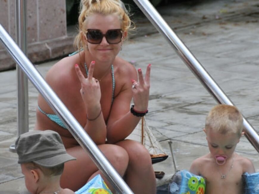 So oder so, Britney konzentriert sich zurzeit lieber auf ihre Karriere