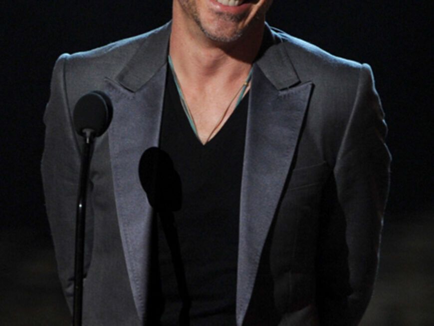Grinste verlegen: Hollywood-Star Robert Downey Jr. wurde mit dem "Hero Award" ausgezeichnet