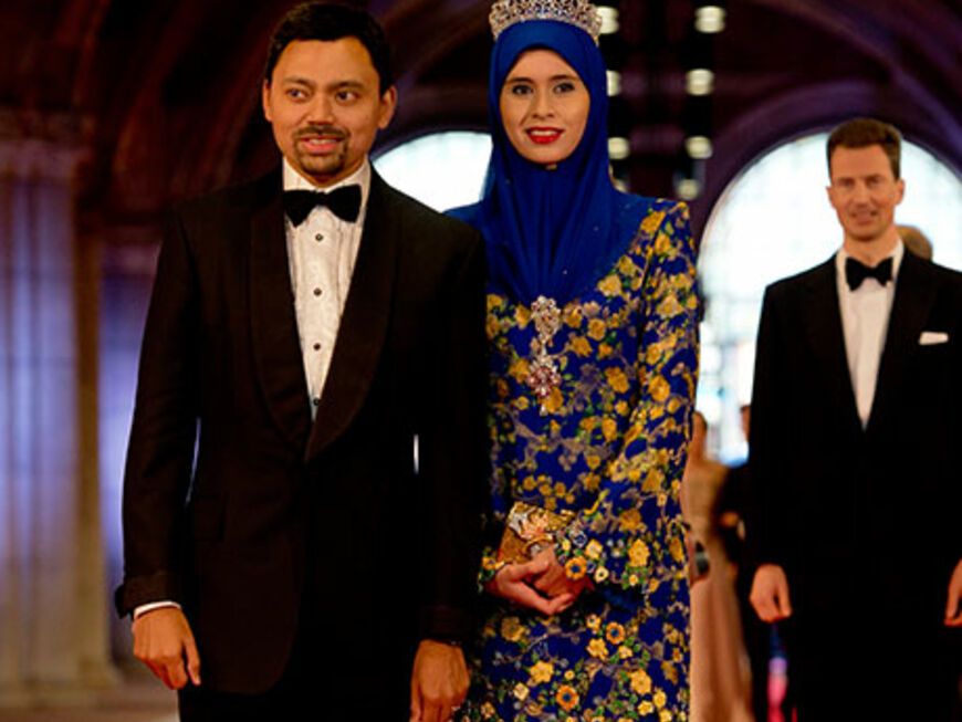 Bruneis Kronprinz Al-Muhtadee Billah Bolkiah mit seiner Frau Dayangku Sarah Pengiran Salleh