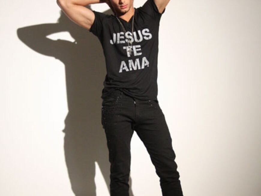 Jesus modelt für die Marke "Fieles" in Buenos Aires