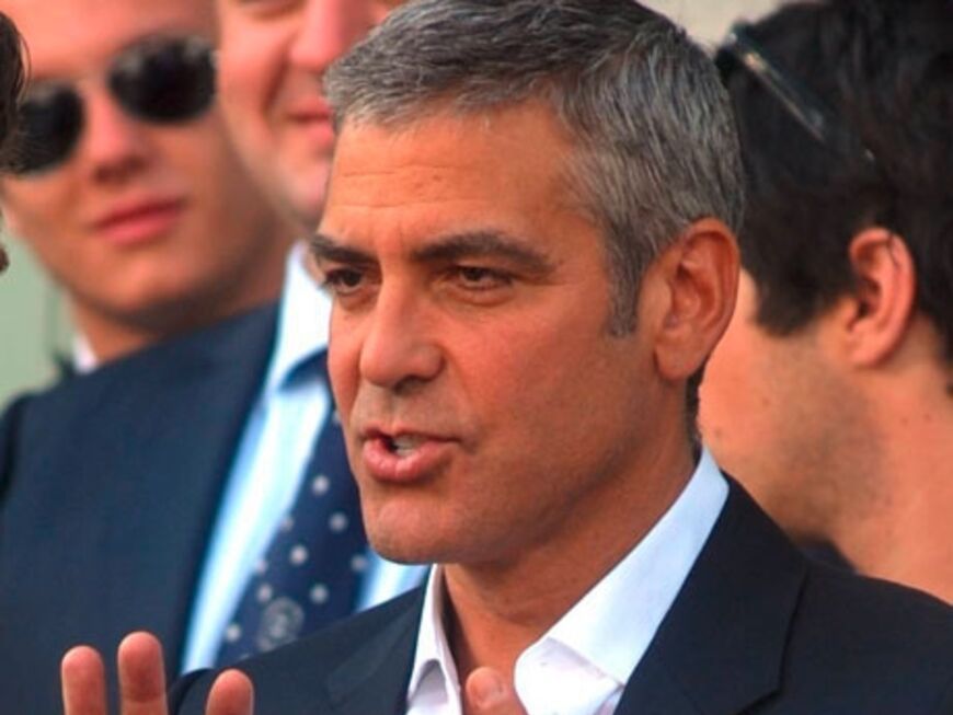 Bis 2009 soll Clooney noch für die Kaffeefirma werben