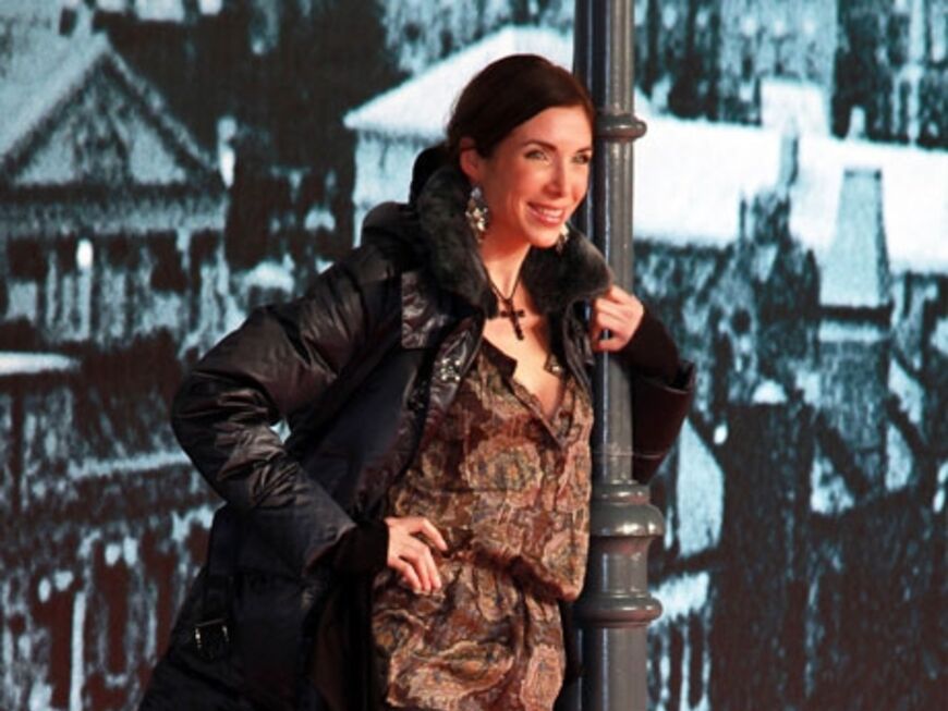 Moderatorin Alexandra Polzin posiert für die Fotografen