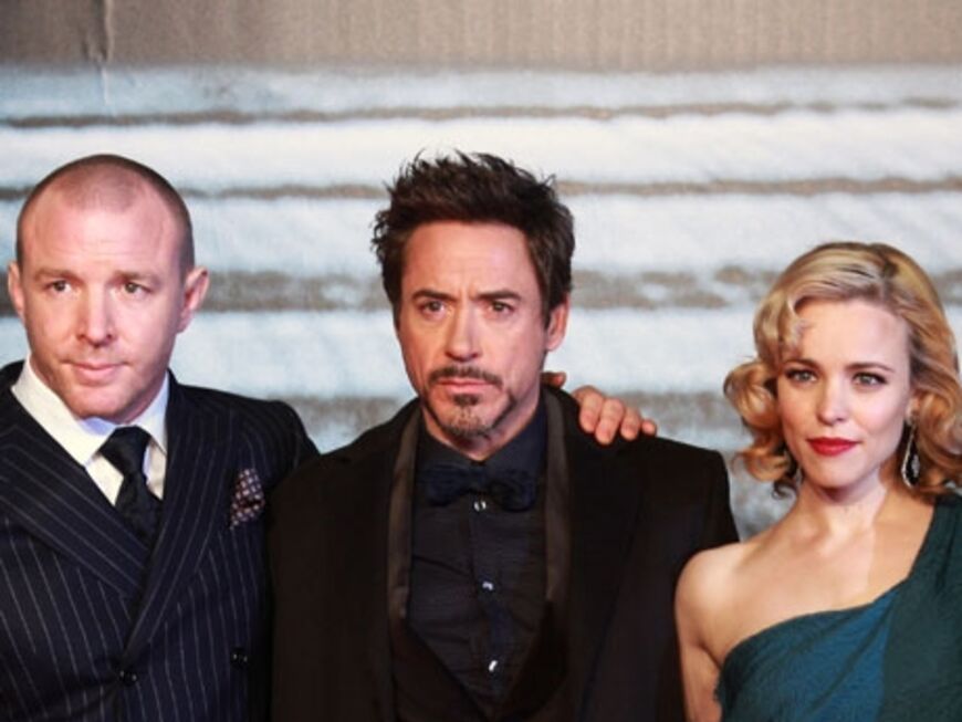 "Sherlock Holmes"-Premiere in Berlin: Bei eisigen Minusgraden stellte Madonna-Ex Guy Ritchie seinen neuen Film vor. Mit dabei: Hauptdarsteller Robert Downey Jr. und Rachel McAdams