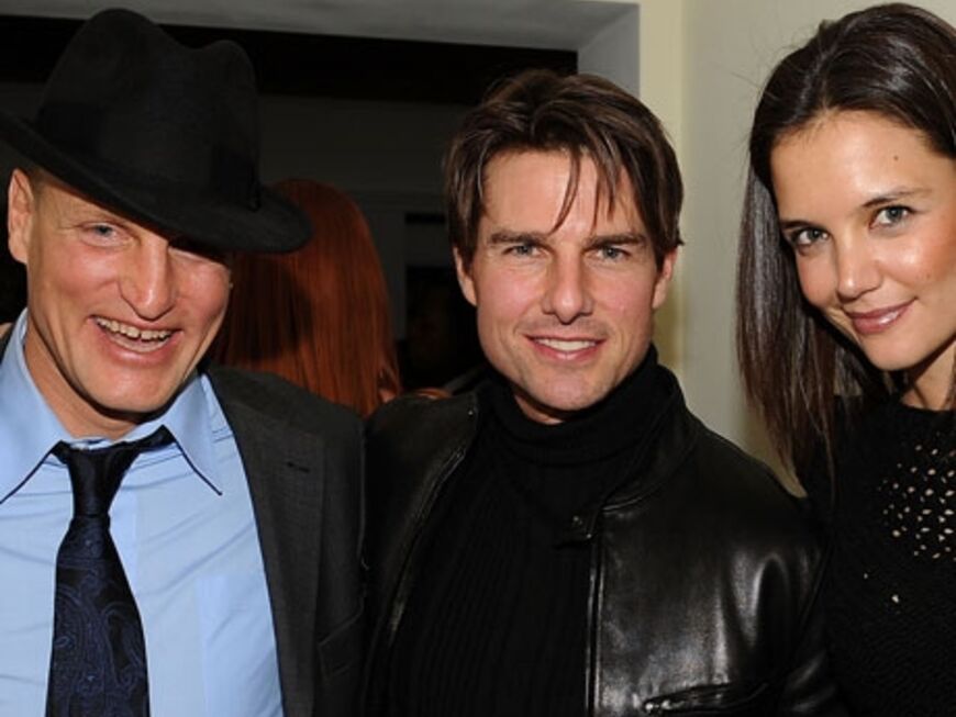 Woody Harrelson, Tom Cruise und Katie Holmes in Feierlaune