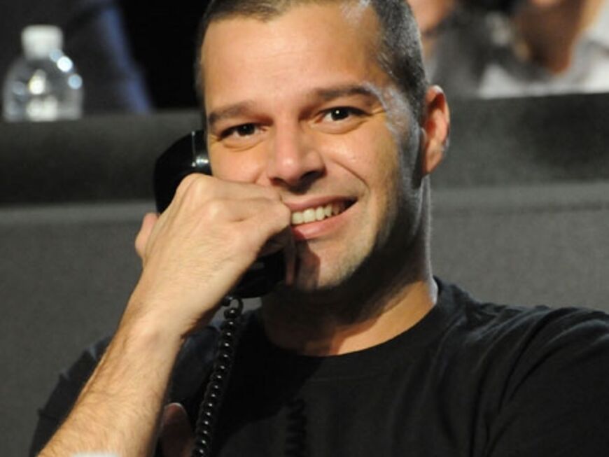 Stars wie Ricky Martin spendeten auch aus ihrer eigenen Tasche