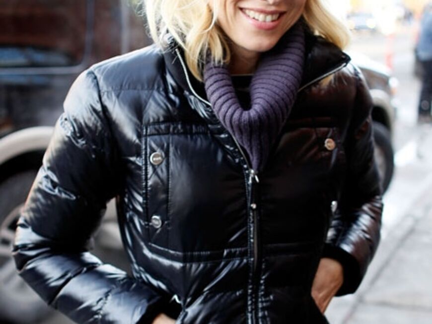 Naomi Watts kam dick eingepackt ins verschneite Städtchen Park City
