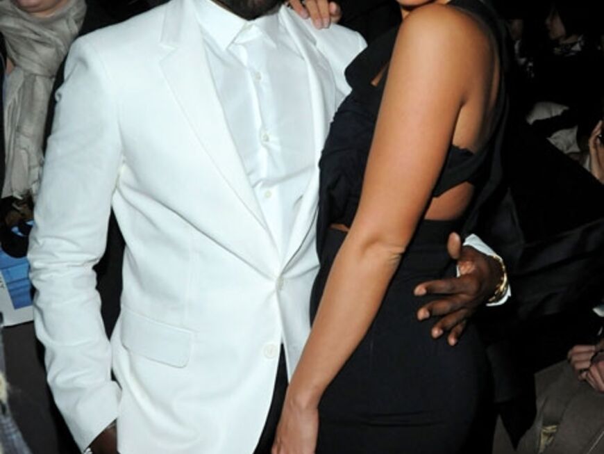 Kanye West und seine Freundin Amber Rose sind in Paris bei vielen Shows zu sehen