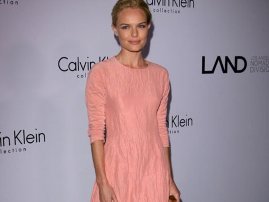 Wow! Kate Bosworth sah in ihrem rosa Kleid von Calvin Klein wieder einmal bezaubernd aus