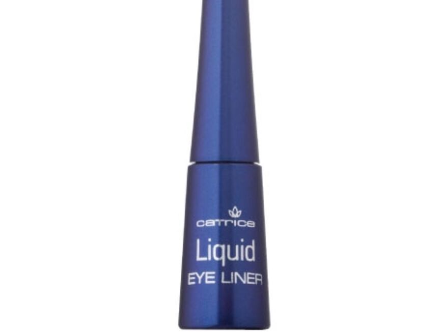 Passend zum Trend des Sommers: "Liquid Eyeliner - Deep Blue" von Catrice, ca. 3 Euro