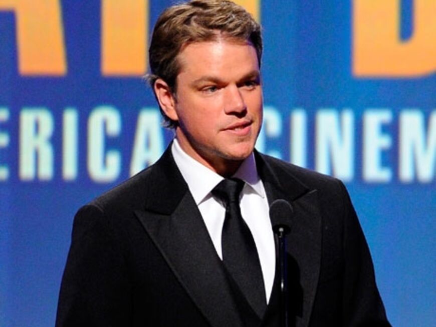 Matt Damon bedankt sich bei den vielen Gästen. Der Preis wird jährlich an einen Schauspieler für seine außergewöhnlichen Leistungen und sein besonderes Engagement für seine Arbeit verliehen