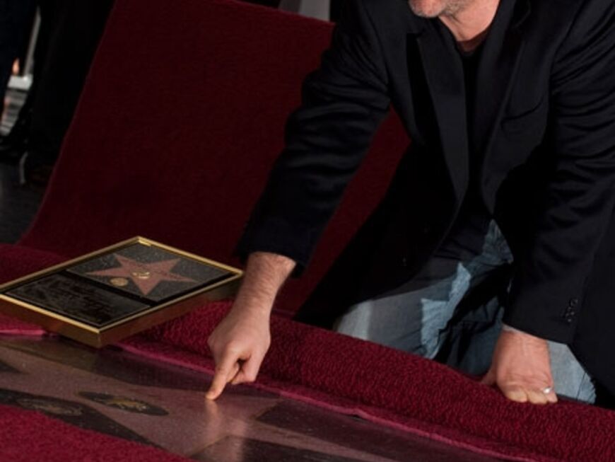 Russell Crowe kann nun seinen Namen unter der Sternenplakette Nr. 2404 auf Hollywoods berühmten Walk of Fame finden