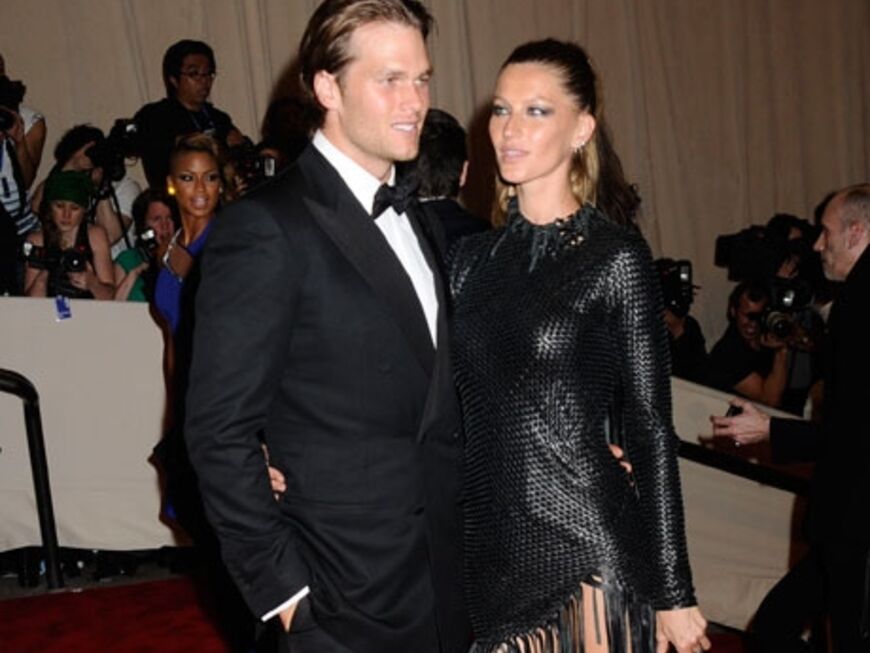 Ihrem Ehemann, Footballspieler Tom Brady, scheint das sexy Outfit seiner Frau gefallen zu haben