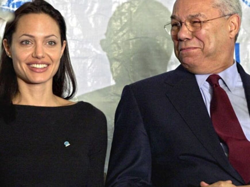 Jolie trifft nicht nur Bedürftige, sie hat sich auch der Verteidigung der Flüchtlingsrechte verschrieben