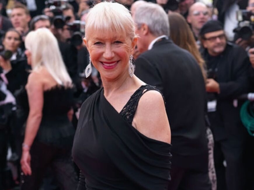 Helen Mirren begeisterte in einem schwarzen Kleid von Elie Saab