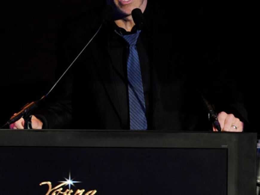 Ben Stiller hielt eine Laudatio auf Comedian Whitney Commings, die in der Kategorie "Young Hollywood Comedian of the Year" gewann