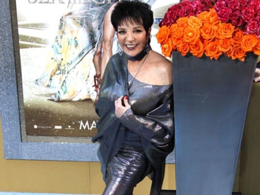 Outete sich als großer "Sex and the City"-Fan: Liza Minnelli. Die 64-jährige Leinwand-Legende hat sogar einen Gastauftritt im Film 