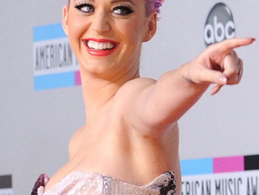 Katy Perry zeigte sich äußerst gut gelaunt. Für die Awards unterbrach sie sogar ihre Tour
