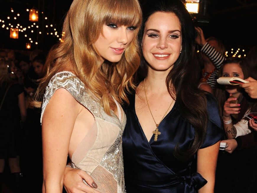 Lana del Rey (r.) und Taylor Swift