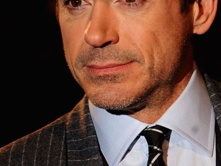 Robert Downey Jr. mimt den Superdetektiv Sherlock Holmes. Er passt perfekt in die Rolle