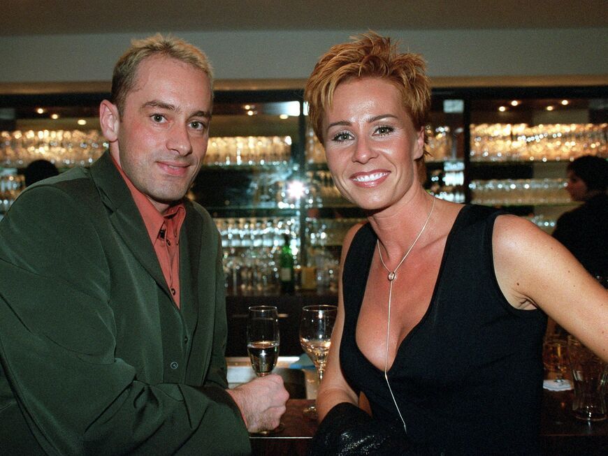 Sonja Zietlow im Dezember 2001 mit ihrem zukünftigen Ehemann Jens Oliver Haas
