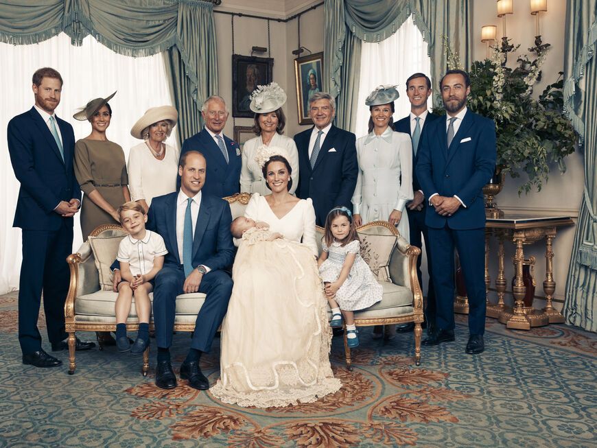 Taufe von Prinz Louis: Die britischen Royals auf einem Familienbild