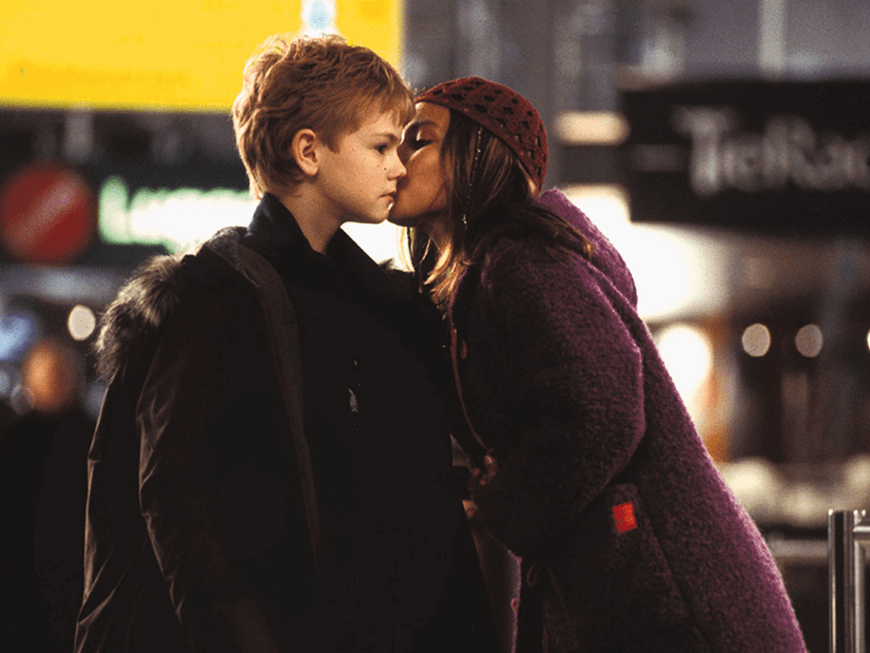 "Tatsächlich ... Liebe": Sam und Joanna küssen sich