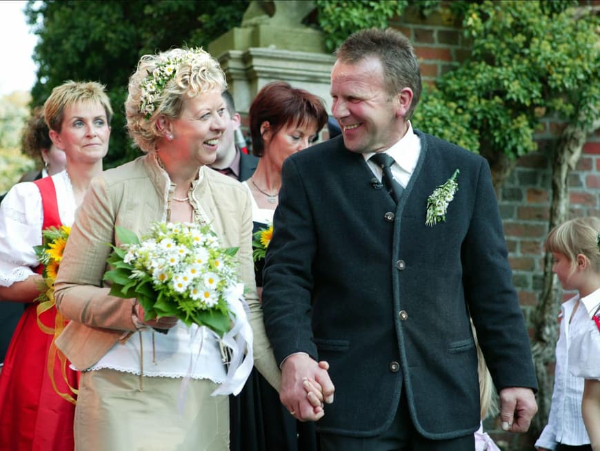 Das "Bauer sucht Frau"-Paar Karin und Herbert bei ihrer Hochzeit.