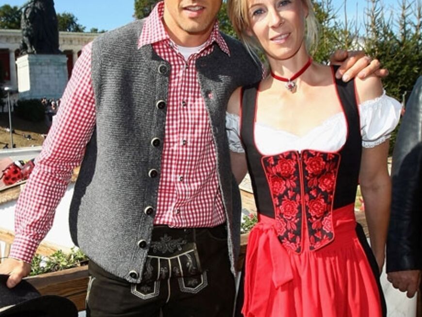 Torwart Jörg Butt mit seiner Frau Katja