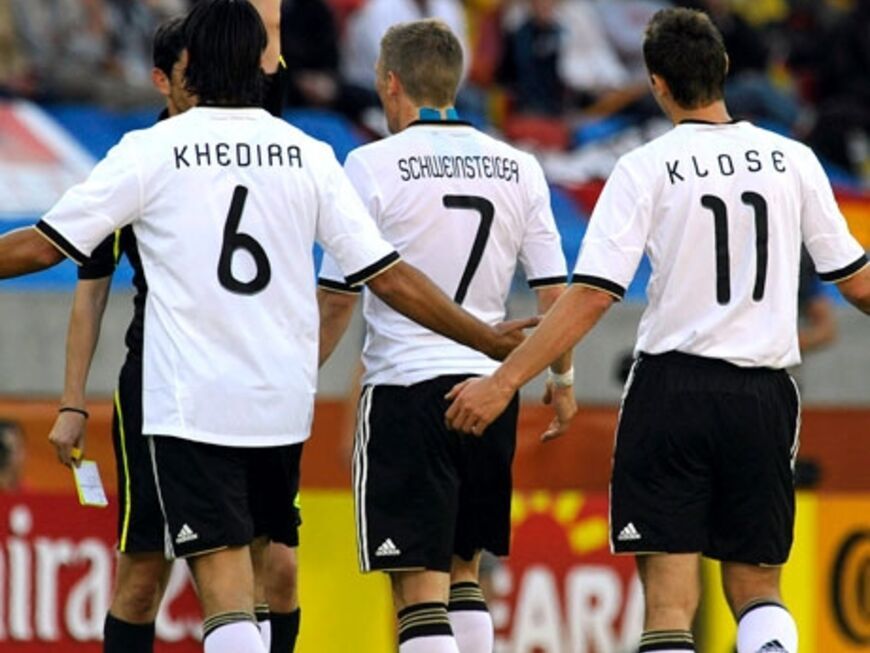 Nun muss Deutschland um den Einzug ins Achtelfinale zittern. Schafft die DFB-Elf einen Sieg gegen Ghana?