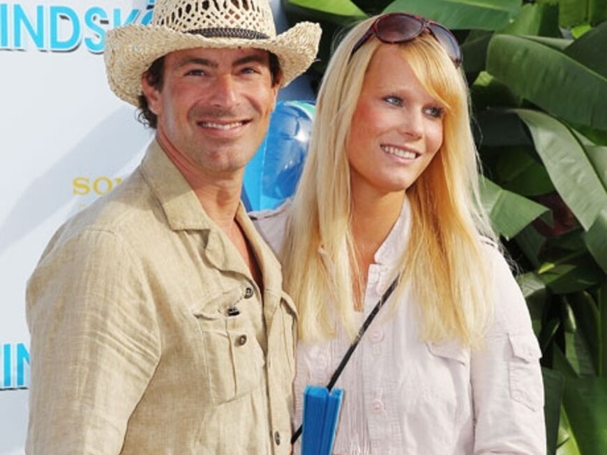 In Sommerlaune waren auch Schauspieler Gedeon Burkhard und seine Freundin Annika Bormann