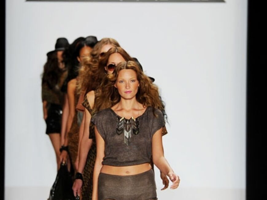 Mit ihrer Casting-Show "Project Runway" ist Heidi Klum in den USA ein Fernsehstar geworden. Zur New Yorker Fashion Week produzierte die Bergisch Gladbacherin am 10. September extra eine Sonderfolge ihrer Sendung