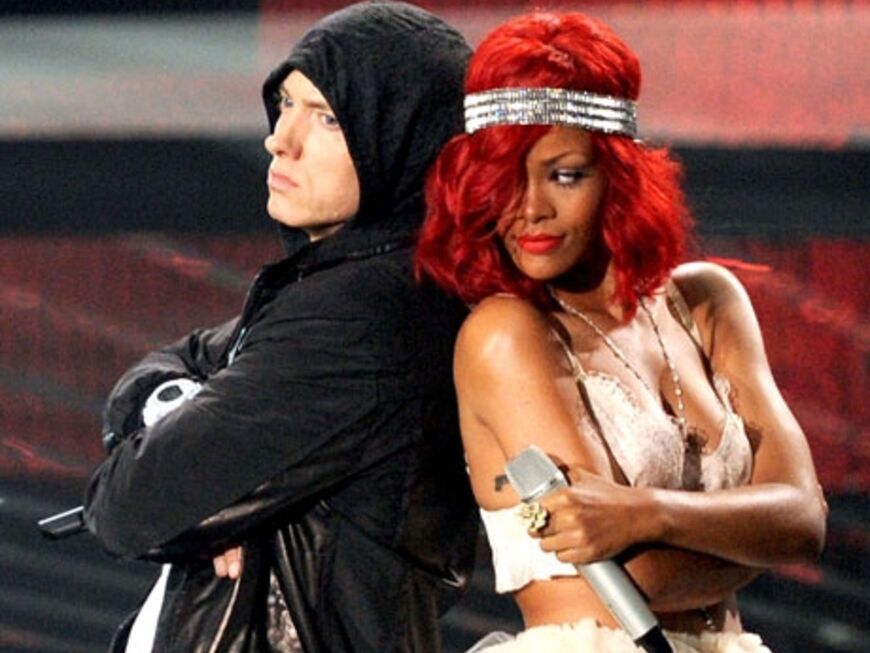 Was für eine Show! Gemeinsam mit Sängerin Rihanna eröffnete Eminem die diesjährigen MTV Video Music Awards 