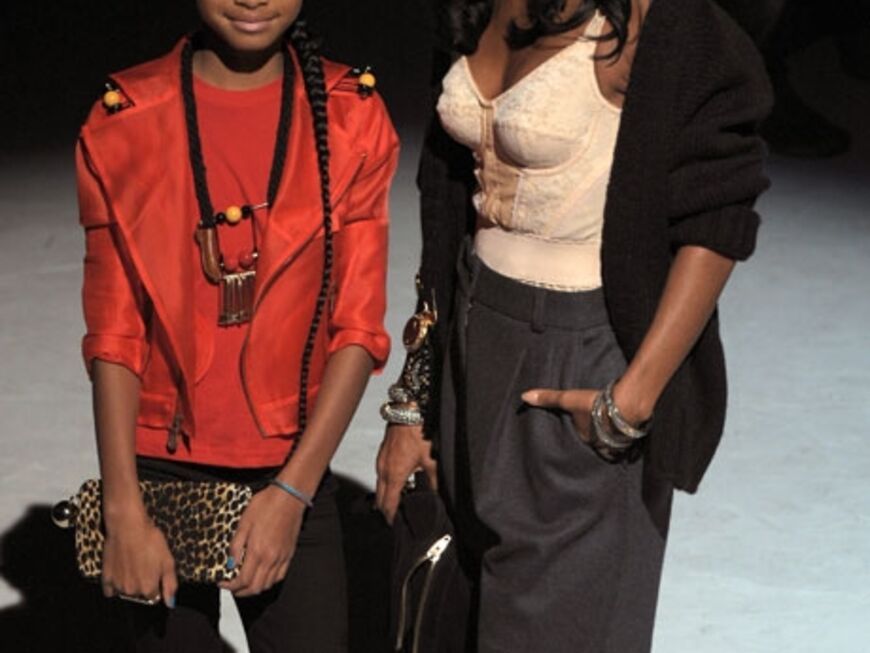 Jada Pinkett-Smith und Töchterchen Willow besuchten auch die Dolce & Gabbana Show