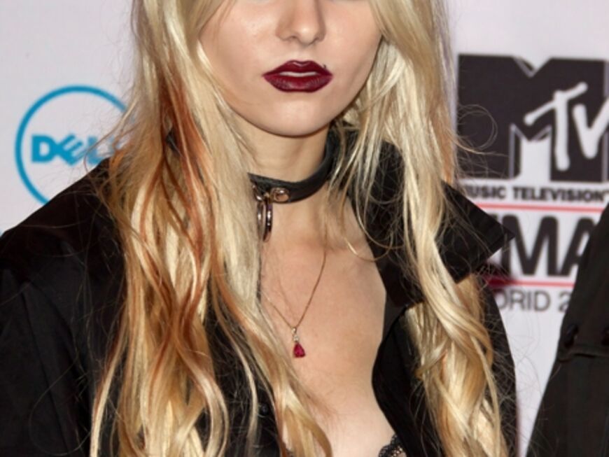 Taylor Momsen mit Extrem-Make-up