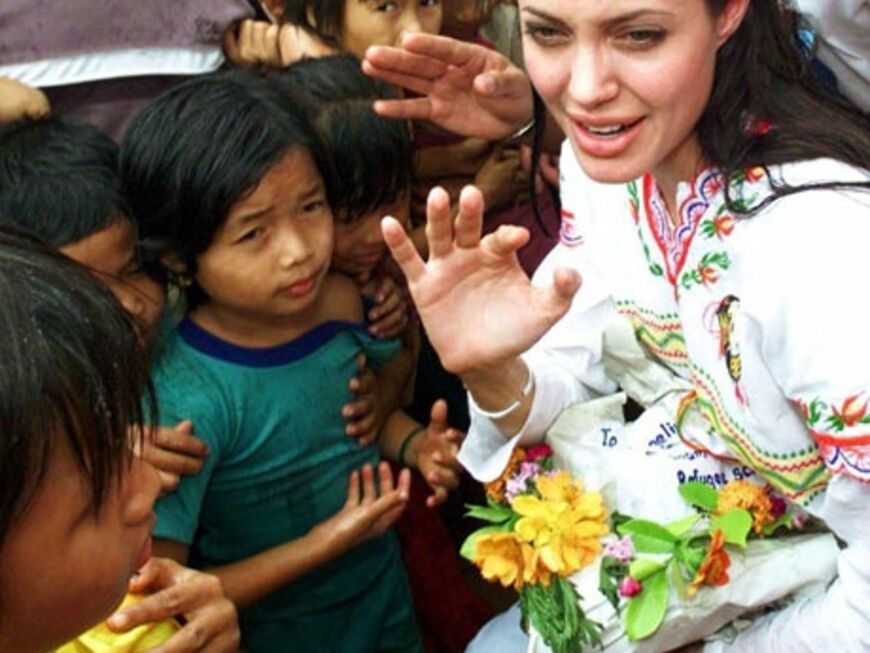 Hollywood-Star Angelina Jolie setzt sich seit vielen Jahren für Flüchtlinge in der ganzen Welt ein. Das Schicksal der Menschen liegt der Schauspielerin sehr am Herzen
