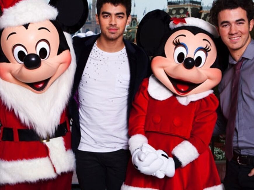 Die Jonas Brothers feierten gemeinsam mit Mickey und Minnie in Disney World