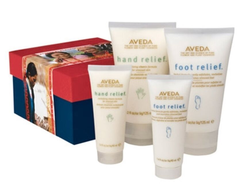 Für beanspruchte Hände und Füße hat Aveda das perfekte Pflegeset. Mit wertvollen Pflanzenextrakten, ca. 49 Euro