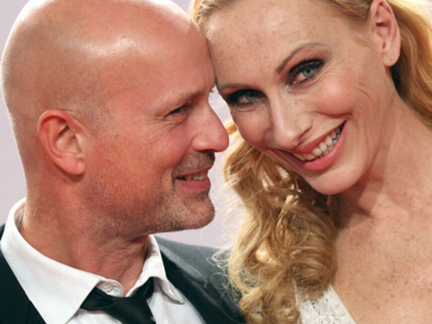 Nach zehn Jahren "wilder Ehe" hat sich Deutschlands beliebtes Schauspieler-Paar Christian Berkel und Andrea Sawatzki in Berlin getraut. Die kirchliche Trauung fand in Schöneberg statt  anschließend wurde im Schlosshotel Grunewald mit den engsten Freunden und der Familie gefeiert