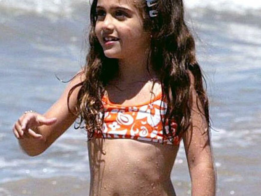 Schon 2004 machte die kleine Lourdes eine gute Figur am Strand