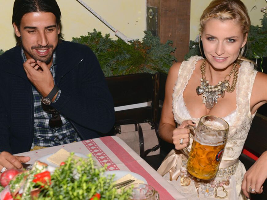 Süßes Paar: Fußballer Sami Khedira und seine hübsche Freundin Lena Gercke
