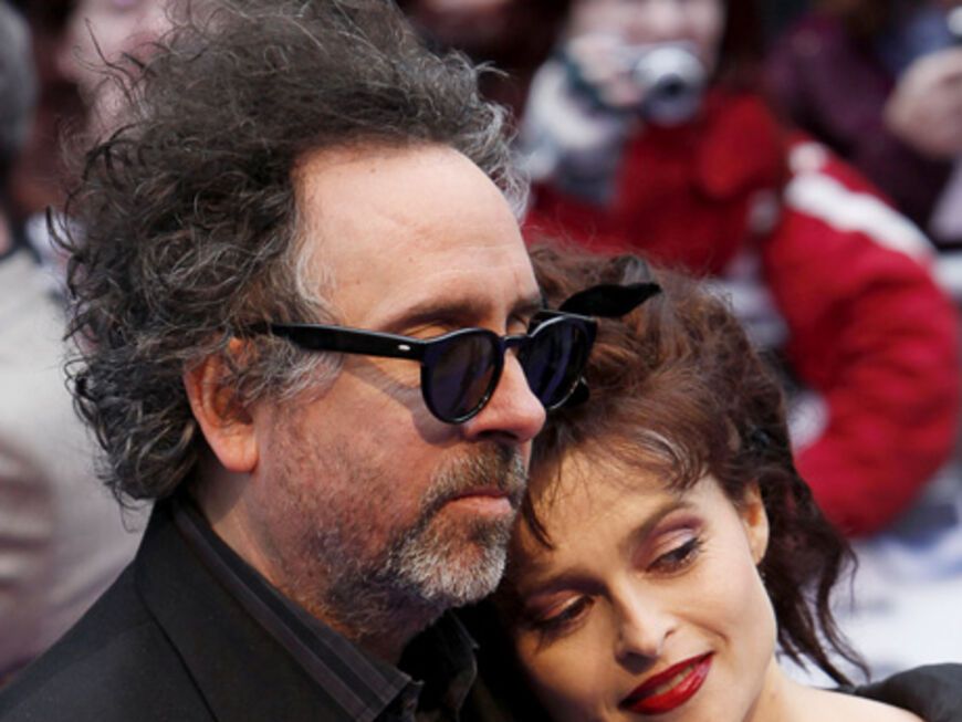 Regisseur Tim Burton mit seiner Lebensgefährtin, der Schauspielerin Helena Bonham Carter