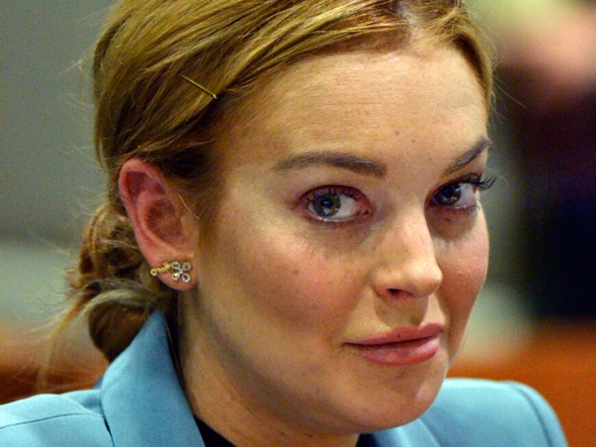 Lindsay Lohan sehen wir häufiger vor Gericht. 2010 war sie allerdings selbst Klägerin. Der Grund: der Finanzdienstleister "E-Trade" warb mit sprechenden Babys. Lindsay fand sich von der "Milchoholikerin" namens Lindsay, selbst parodiert und forderte 100 Millionen Dollar Schmerzensgeld. Später zog sie Klage zurück