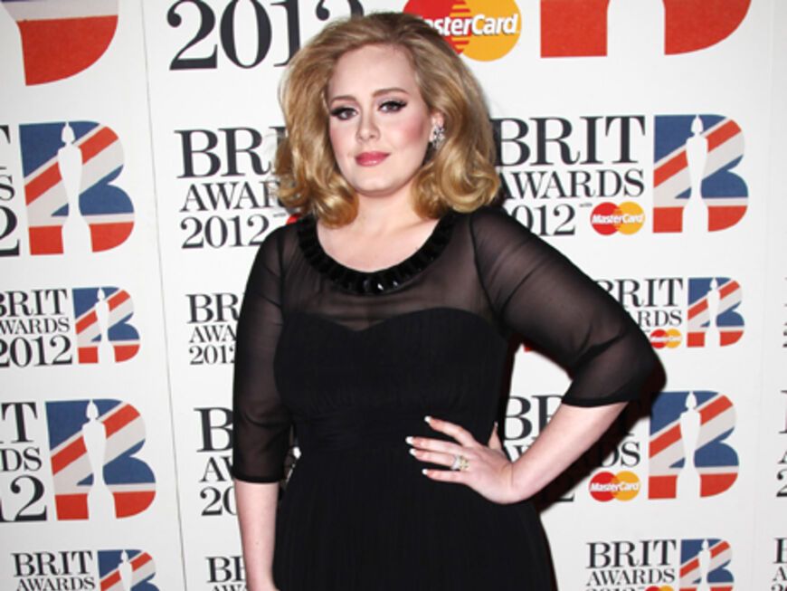 Nach den Grammys war Adele auch bei den Brit Awards am Dienstag, 21.2., die große Abräumerin. In London wurden die wichtigsten Musikpreise Großbritanniens vergeben. Und auch diese Stars waren dabei!
